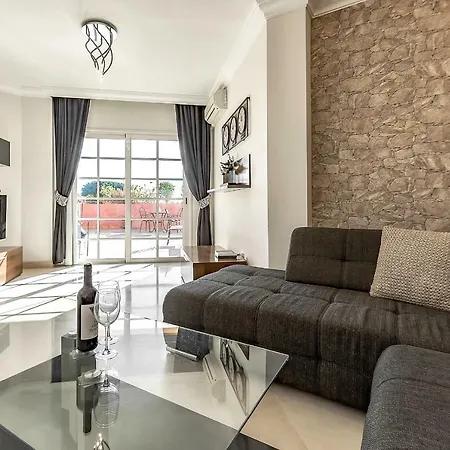 With Large Terrace In Terrazas Del Duque Apartment *