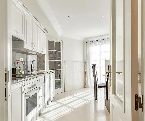 With Large Terrace In Terrazas Del Duque * 아데제