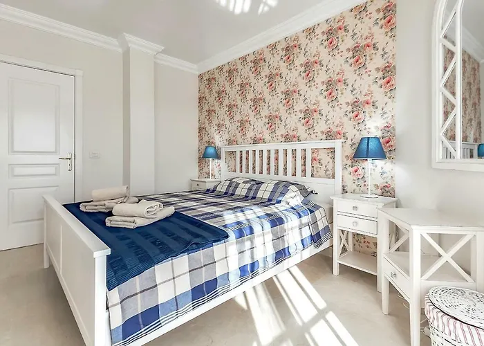 With Large Terrace In Terrazas Del Duque Apartamento Costa Adeje (Tenerife)